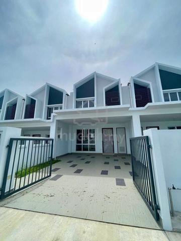 Partially Furnished✨2 Storey Aderyn Residence Setia Alam Sari, Bangi 1