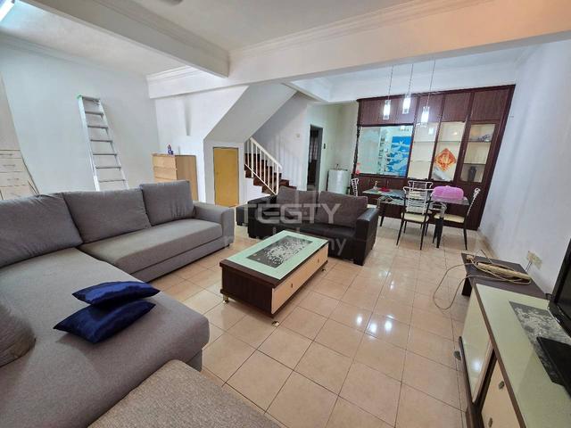 Reno Furnish Extend Up Down Kemuning Greenville Double Storey House 1