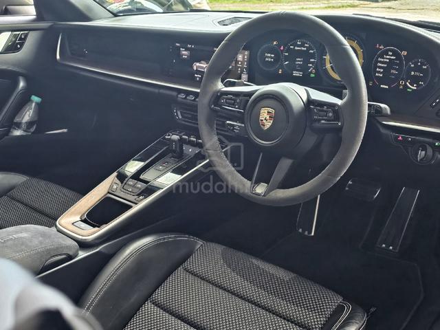 Porsche 911 CARRERA S CABRIOLET 3.0 (A) PCCB - 4