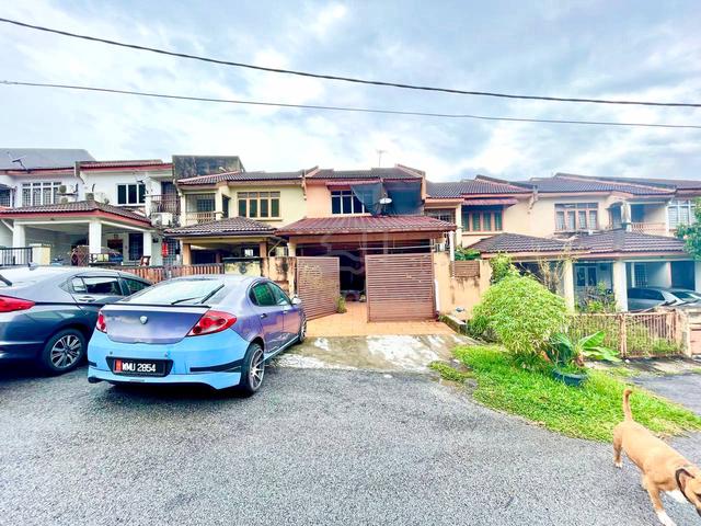 2-Sty Taman Saujana Puchong SP 6, Puchong 1