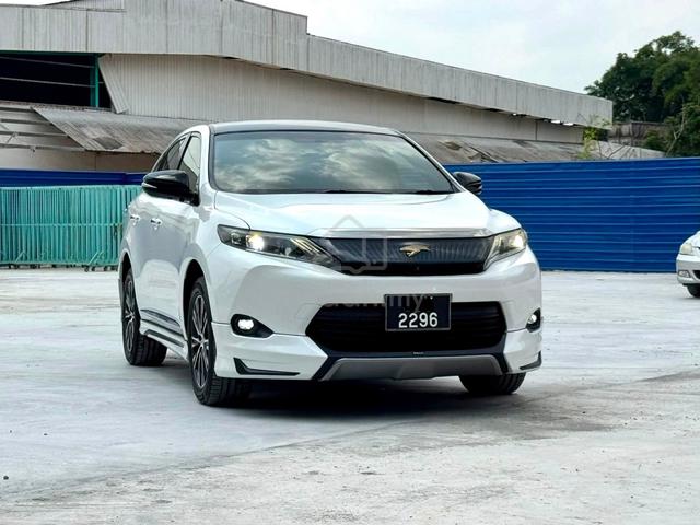 2017 Toyota HARRIER 2.0 PREMIUM Power boot - 3