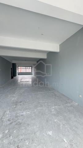 3 Storey Shoplot Ulu Tiram For Rent 1