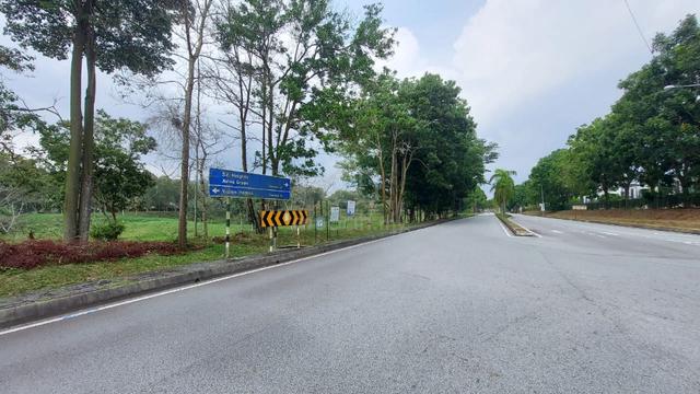 Near MYDIN s2 zoning Perumahan 4