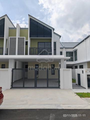 Brand New 2-Sty Garden Home Intermediate Lot Avela Rimbayu for Rent 1