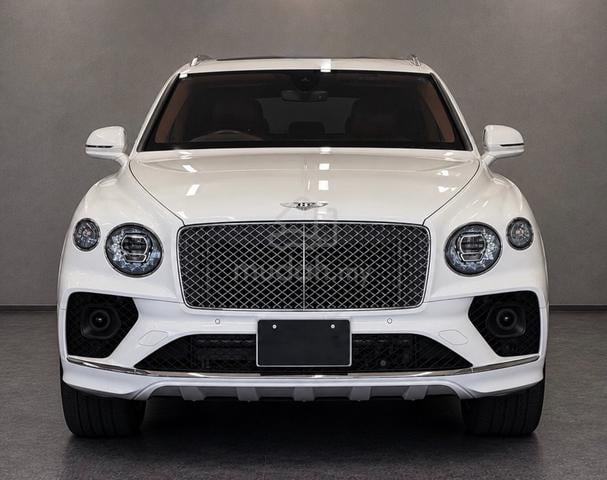 2023 Bentley Bentayga V8 CRICKET BALL INTERIOR - 3