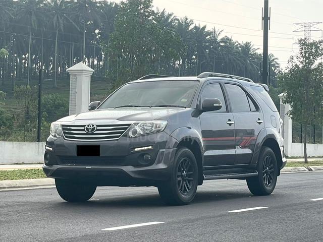 -2015 Toyota FORTUNER 2.7 V TRD PETROL Full Loan - 1