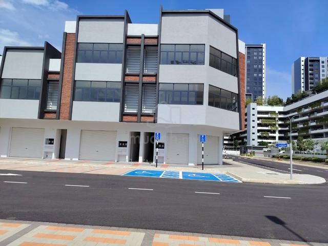 Three & Two Storey Shop Lot Pusat Perniagaan Cove Bdr Gamuda Cove 1