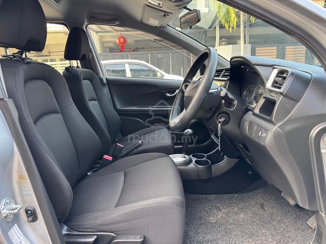 2019 Honda BR-V 1.5 E (A) 530 x 8 year 3 year warr - 5