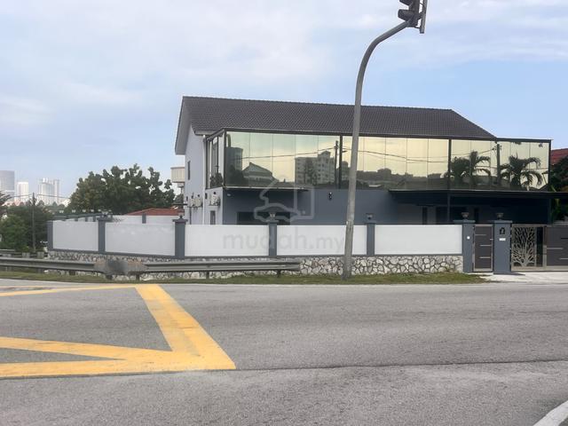 corner lot House for sale ss1 1