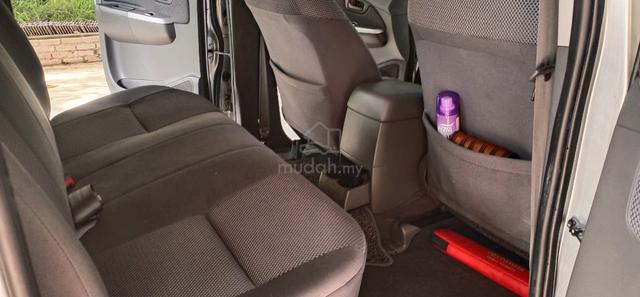 2012 Toyota HILUX 2.5 G (M) - 5