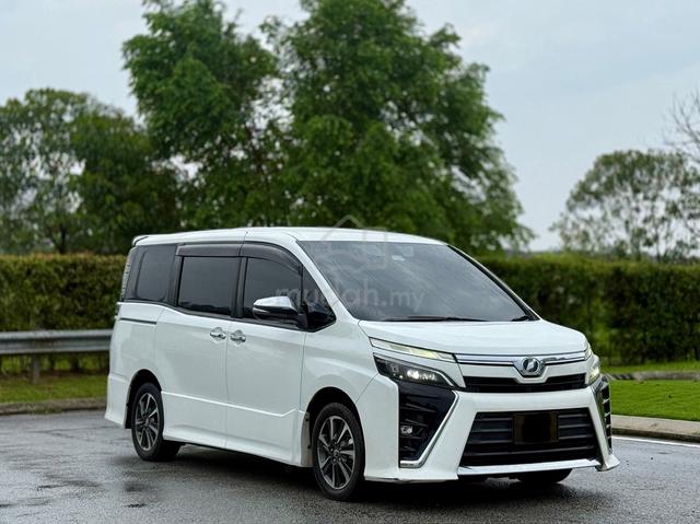 -2018/23- Toyota VOXY 2.0 ZS KIRAMEKI (A) FULL LON - 1