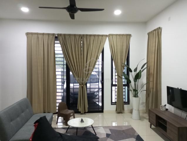 Bilil Single utk wanita bujang di Taman Bukit Tiram 1