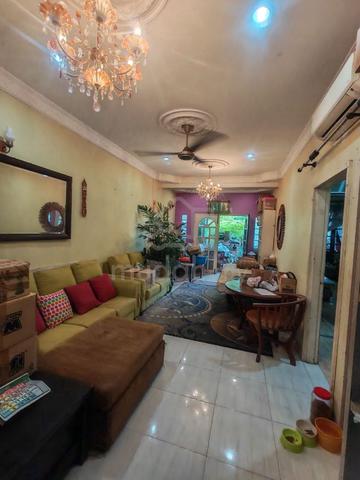 [Paroi Jaya]Akan dibersihkan,Unit mmg CANTIK,siap RENO sampai Dapur 1