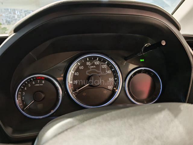 2018 Honda BR-V V-Spec 1.5 (A)Loan Bank/Loan Kedai - 5