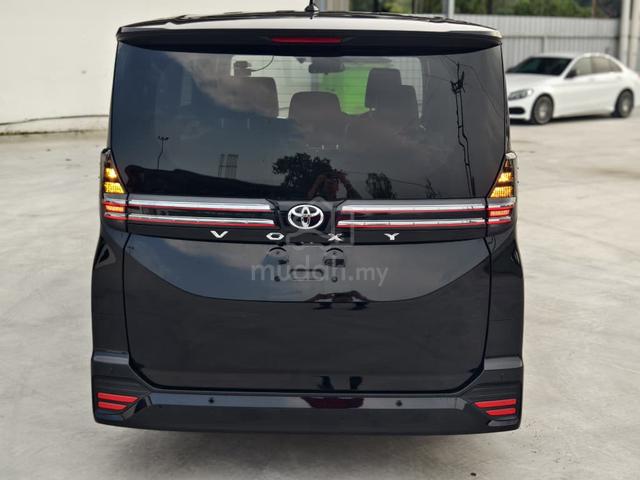 2023 Toyota VOXY 2.0 S-Z 2PD 7SEATER 27K KM - 4