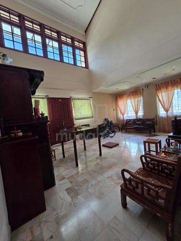 Worth Buy !!  2sty Bungalow , Jalan Sungai Ara 8700'  , Bayan Lepas 1
