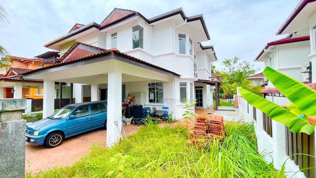 RENOVATED 💥 Double Storey Semi-D Bandar Seri Putra Bangi Kajang 1