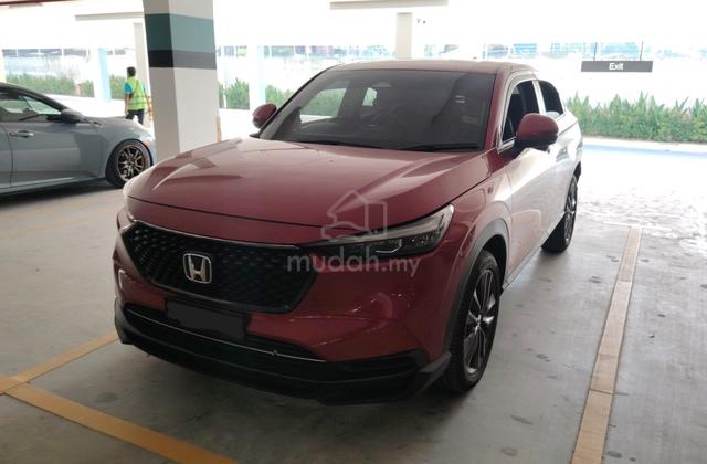 2025 Honda HR-V 1.5 V FACELIFT - Almost branch new - 1