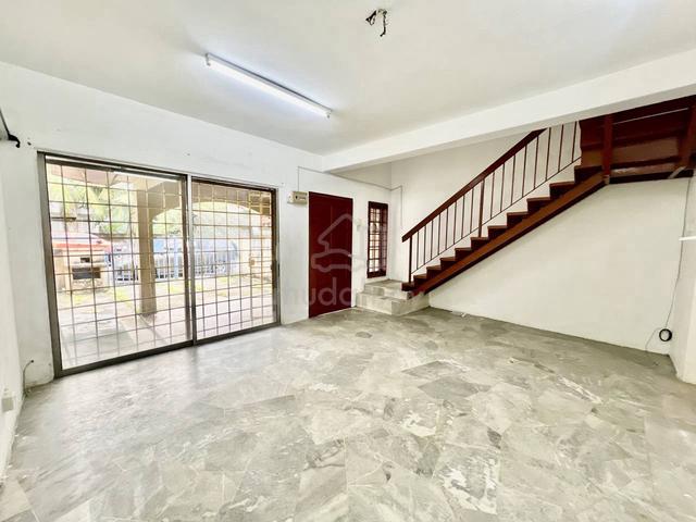 [FACING OPEN] Teres Puchong Perdana >Near LRT 1