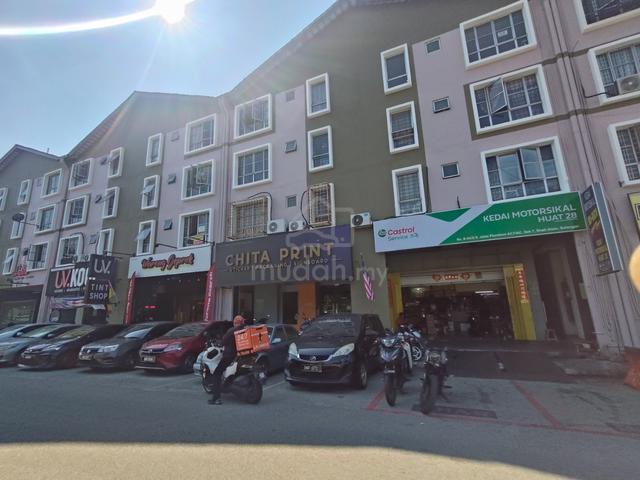 High Roi facing Federal Highway Ground floor shop Seksyen 7 Shah Alam 1