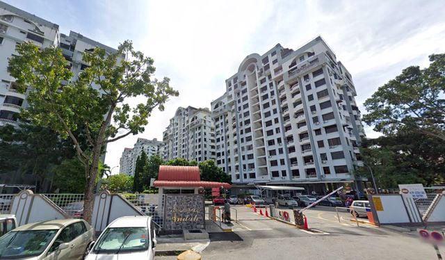 Female, Bekerja, single room, near USM, KEMASUKAN NOVEMBER 1