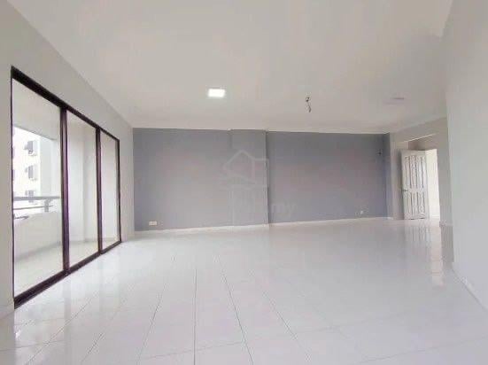 Seri Mutiara Apartments (Seri Alam) 1