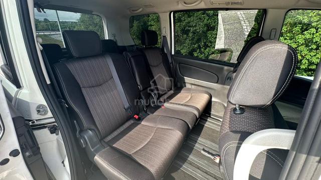 2015 Nissan SERENA 2.0Auto S-HYBRID HIGHWAY STAR - 4