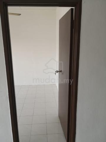 Park Avenue (Tampoi Indah) 1