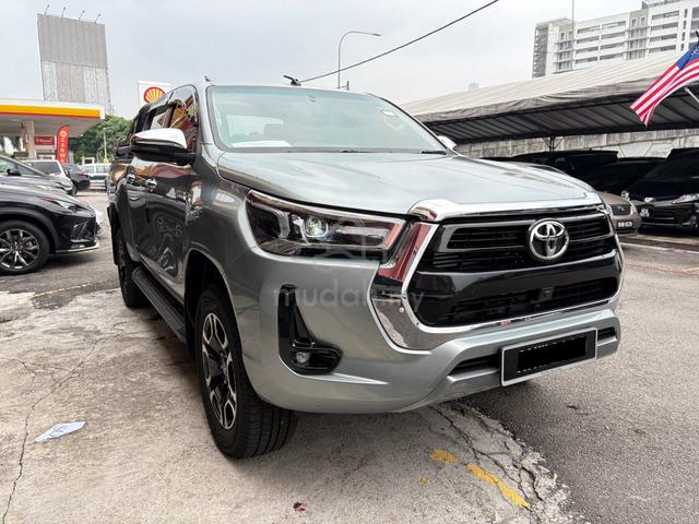 2025 Toyota HILUX 2.4 V FACELIFT II (A) 2K KM DONE - 1