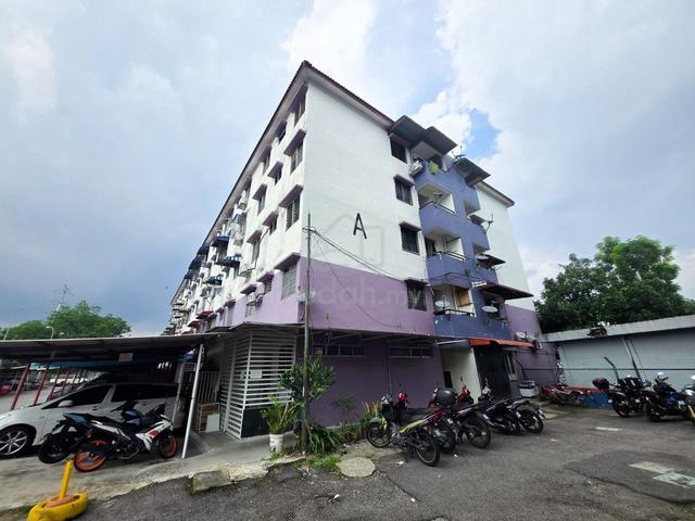 Flat Taman Cahaya Indah 1