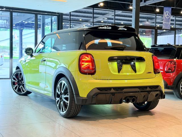 UNREG 2022 Mini COOPER JCW 2.0 Turbo FACELIFT - 2
