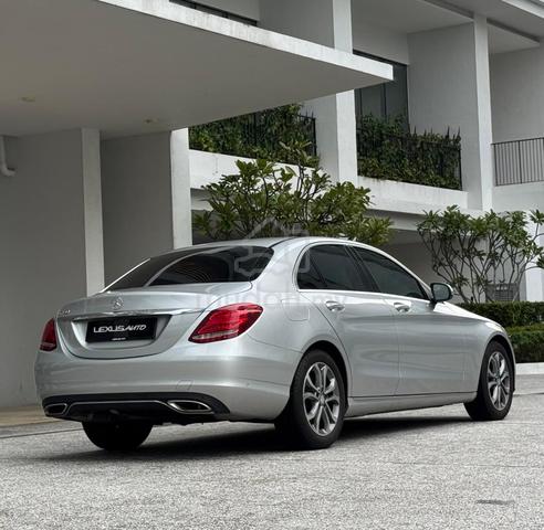 2016 Mercedes Benz C180 1.6 GENUINE 35K KM - 2