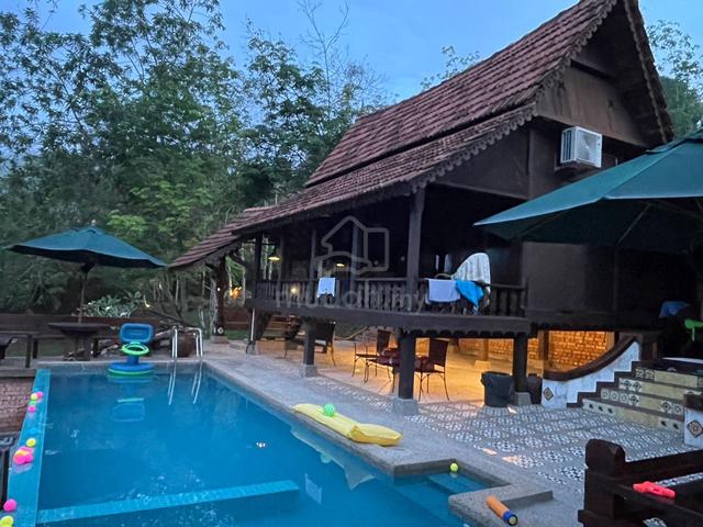 Aset Hospitaliti Eksklusif: Resort Tradisional Melayu Kuala Klawang 1
