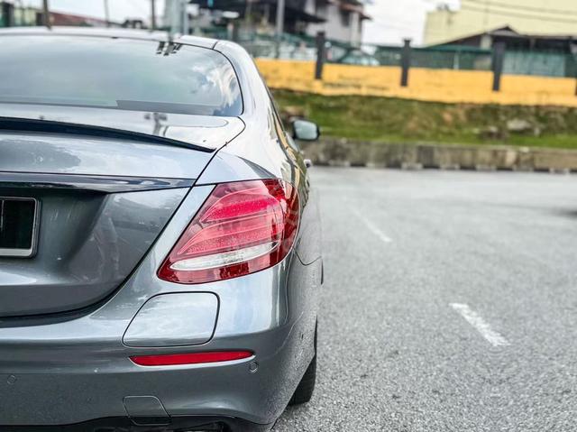 2018 Mercedes Benz E350e 2.0 AMG EQ Power Facelift - 5