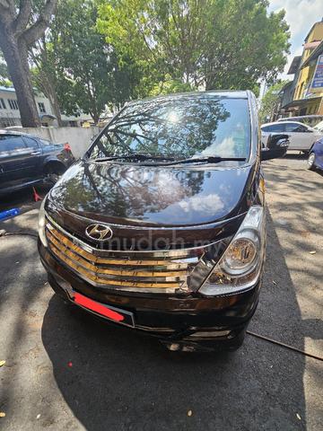 2012 Hyundai GRAND STAREX 2.5 CRDI VGT (A) - 2