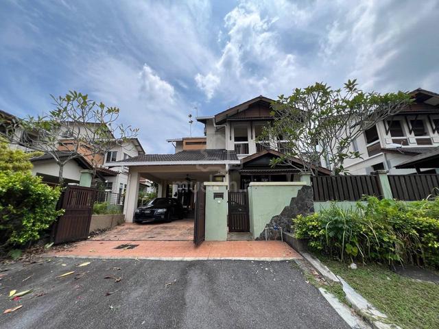 FACING OPEN Bungalow House Anjung Suasana Bandar Seri Putra Bangi 1