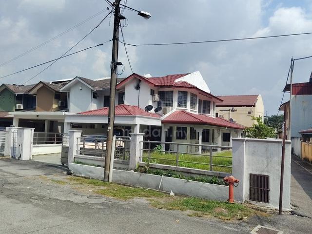 CORNER - Double Storey [ Land Area 4,900 SF] Jalan Puchong, KL 1