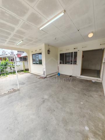 FREEHOLD Single Storey Endlot wt Extra Land near Family Store Kesidang 1