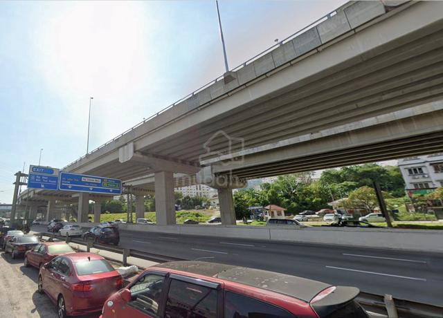 Cheap Nice 2 Storey Shoplot at Desa Tun Razak for Sale 1