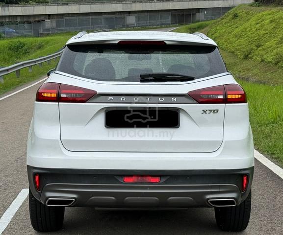 Proton X70 PREMIUM 1.8 (SUNROOF NAPPA) (FULL LOAN) - 4