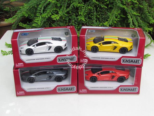 Kinsmart (12cm) Diecast Car Lamborghini Aventador - Hobby & Collectibles  for sale in Ampang, Selangor