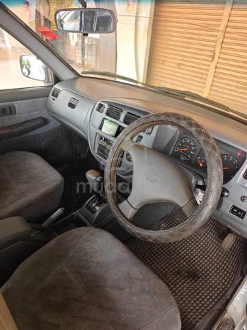 2001 Toyota UNSER 1.8 GLI FACELIFT (A) - 5