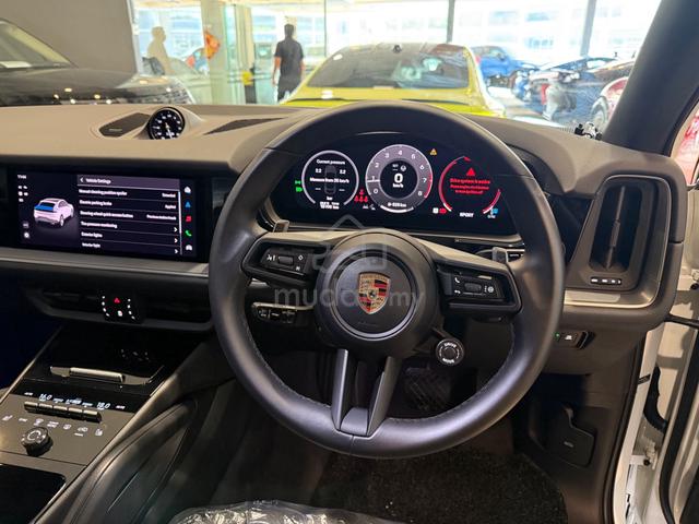 2024 Porsche CAYENNE 3.0 COUPE (A) - 4