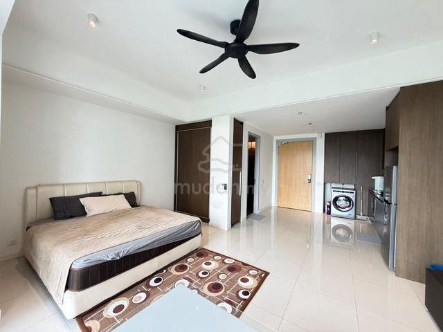 Grand Medini 1