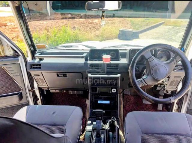 1995 Mitsubishi PAJERO 2.5 (A) - 5