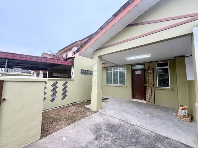 2 Storey Terrace Bandar Tasik Kesuma [FULL LOAN 100% ,Facing Open] 1
