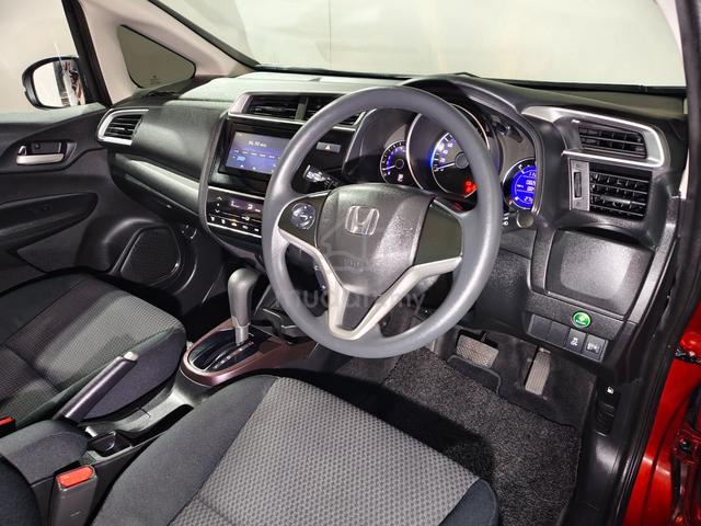 2021 Honda JAZZ 1.5 E F/Service 1Owner Like New - 4