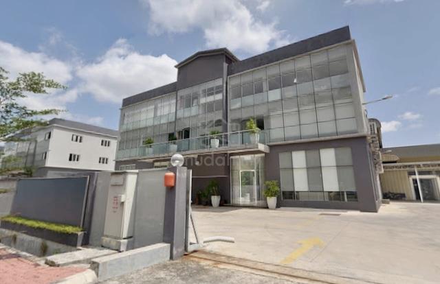 RARE! STANDOUT Semi-D Factory Warehouse! Balakong, Seri Kembangan 1