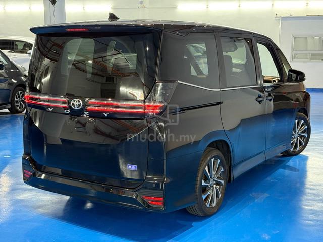 Toyota VOXY 2.0 (A) S-Z (JP UNREG) P/BOOT / HUD - 2