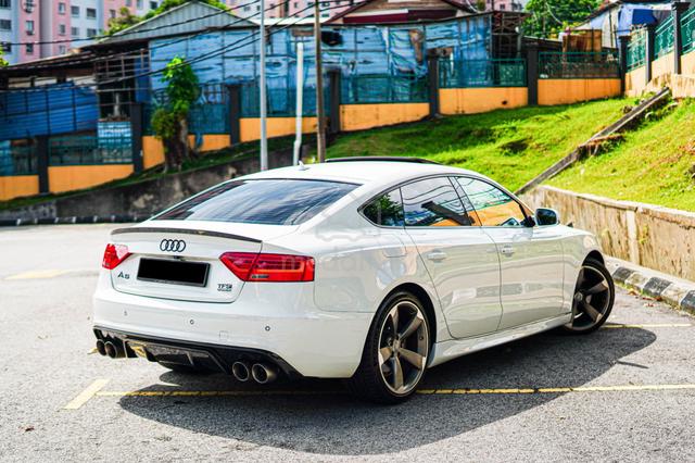 Audi A5 2.0 QUATTRO S-LINE F/Convert RS5 B&O Local - 2